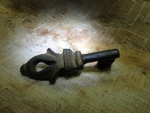 Römischer Lilien Schlüssel (5).JPG