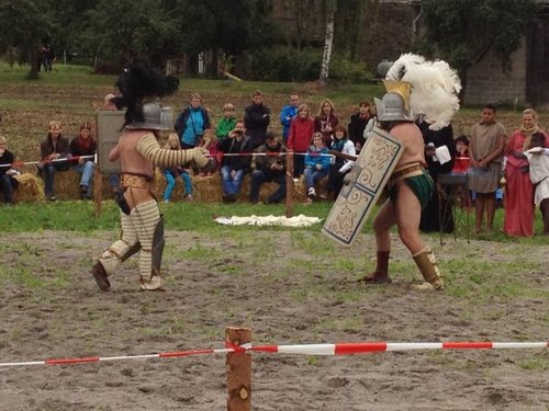 gladiatoren1klein.jpg