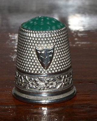 Aventurin Fingerhut.jpg