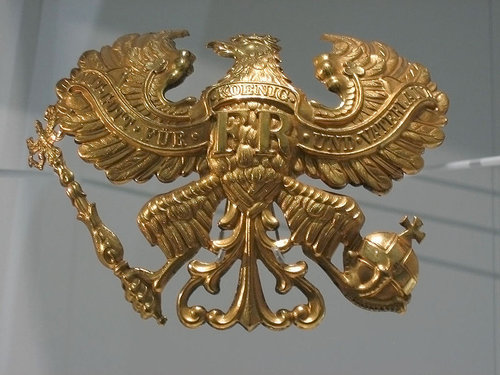 799px-Relief.Preussische.Pickelhaube.jpg